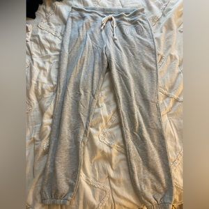 Grey GAP sweatpants with drawstrings